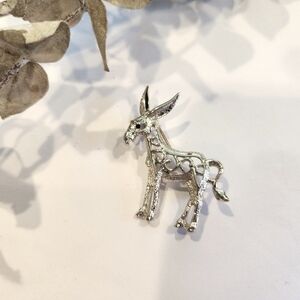 Vintage 60s Silver Plated Mule Brooch